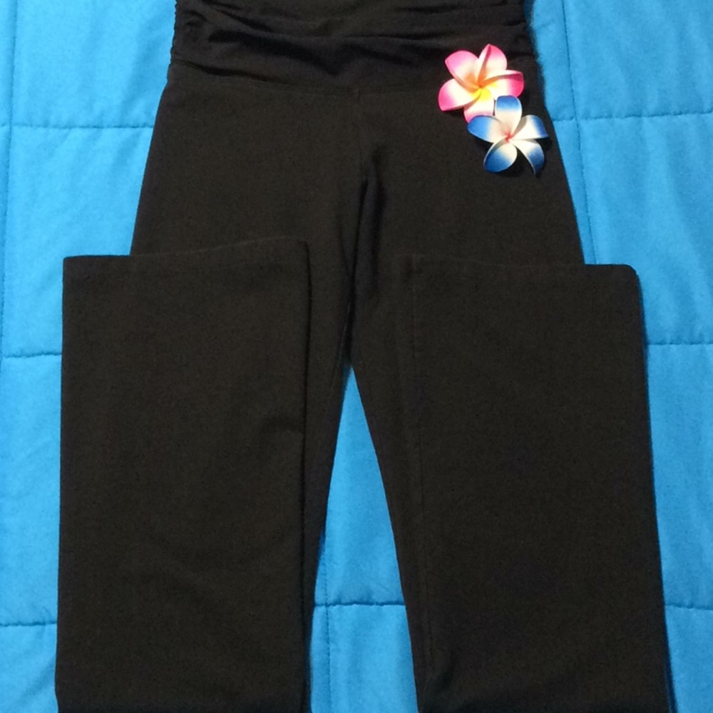 🖤VICTORIA SECRET YOGA PANTS🖤